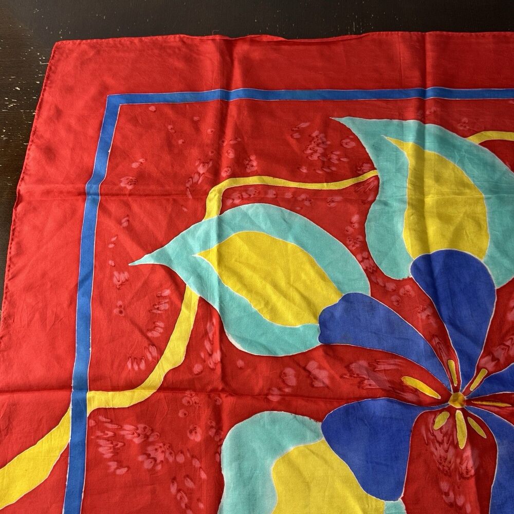 Nona McKinney Scarf 1992 34”x34” Square Two Sided Red With Yellow & Blue Floral - Picture 3 of 7